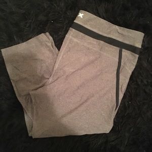 Used Xersion Compression Capri Workout Pants